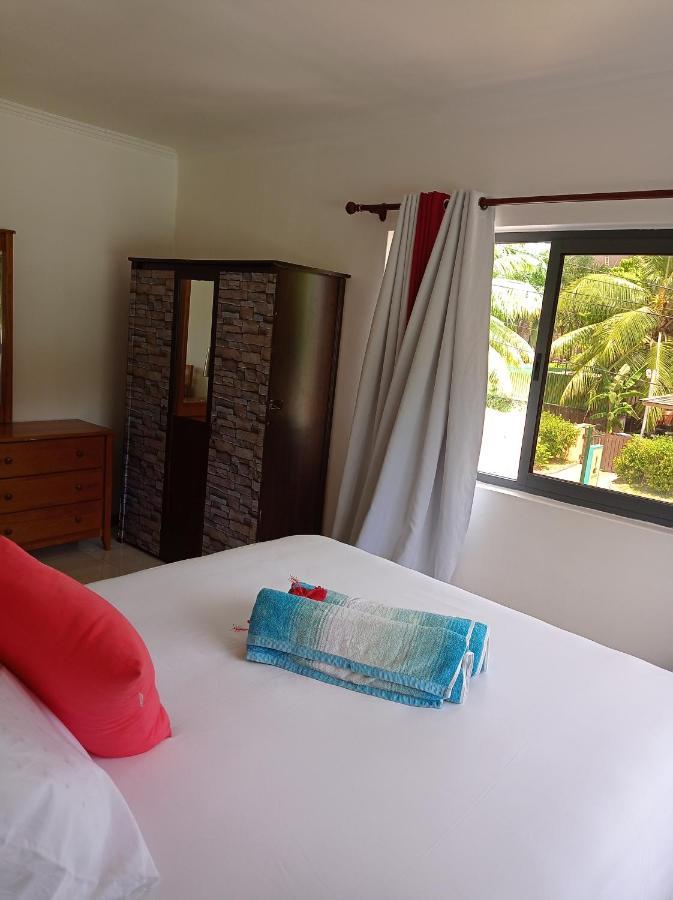 Les Forbans Selfcatering Apartment Takamaka Exterior foto