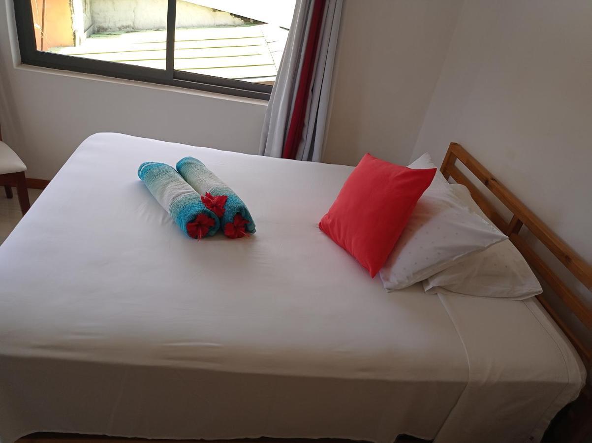 Les Forbans Selfcatering Apartment Takamaka Exterior foto